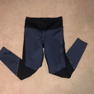 Under Armour Compression Leggins sz M